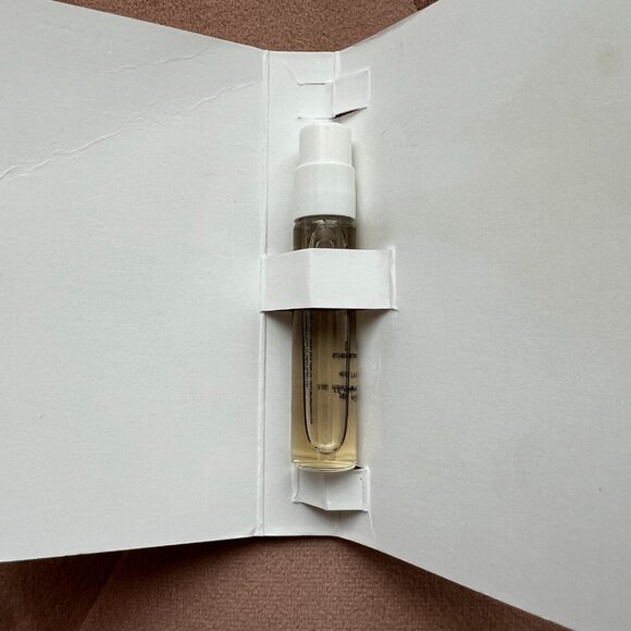 Le Vestiaire Des Parfums Cuir by Yves Saint Laurent - Picture 3 of 3